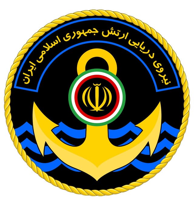 نیروی دریایی ارتش از ورود ناوشکن‌های آمریکایی به تنگه هرمز جلوگیری کرد!