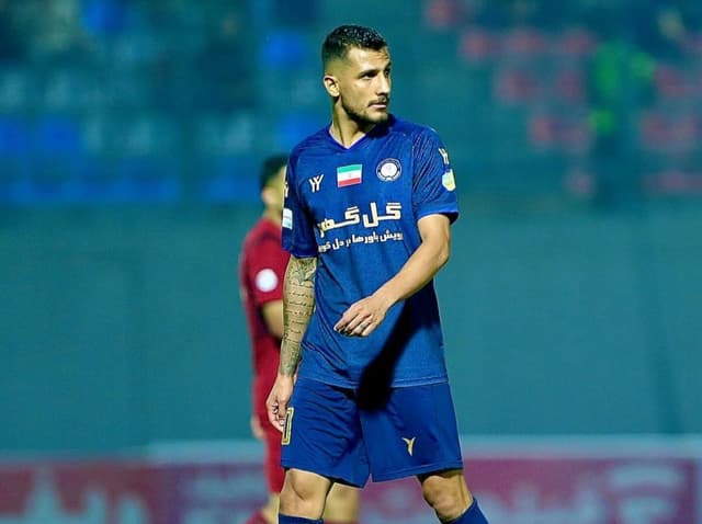 معرفی اولین خرید پرسپولیس: ستاره لیگ سرخ‌پوش می‌شود