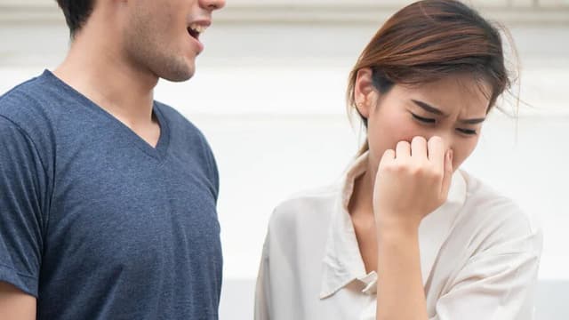 علت بدبویی بدن چیست و چگونه از آن پیشگیری کنیم؟