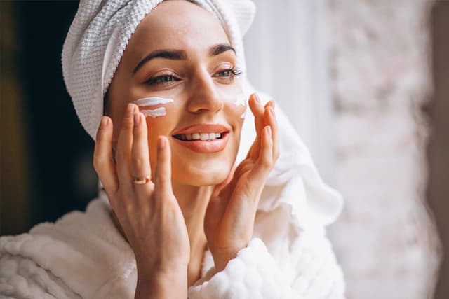 کرم ضد آفتاب را چطور مصرف کنیم؟