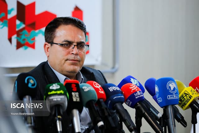 ۲ هزار و ۲۹۶ ناشر در نمایشگاه مجازی کتاب ثبت‌نام کرده‌اند/ امیدواریم با شرایط کنونی اینترنت مشکلی در ارائه خدمات نداشته باشیم