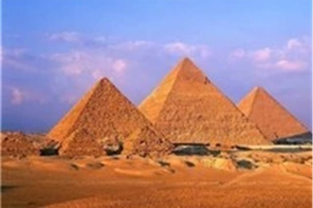 اهرام مصر چطور ۴۶۰۰ سال دوام آورده‌اند؟