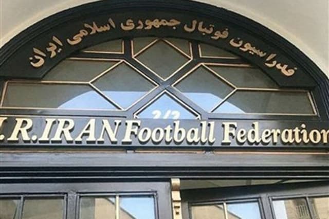 عکس | طراحی عجیب فدراسیون فوتبال با کمک هوش مصنوعی