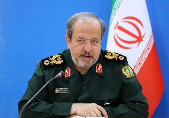 پیام سرپرست وزارت دفاع به مناسبت روز جهانی کارگر/ اجر پاسداری از سنگر تولید ملی برابر مجاهدت در خط مقدم مبارزه با دشمن است