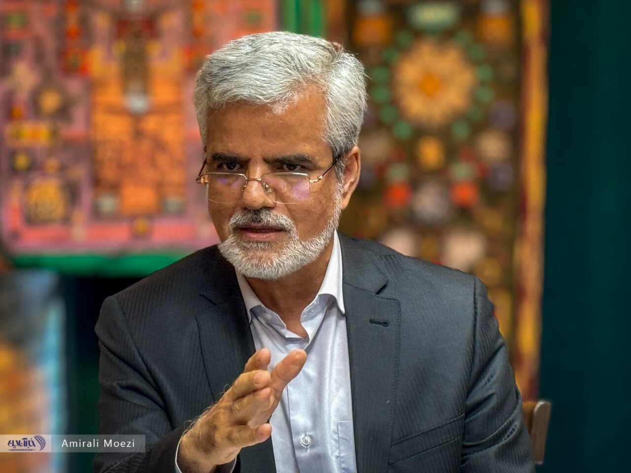 محمود صادقی: با نماینده‌ای که آب به آسیاب دشمن می‌ریزد برخورد قضایی شود/ صرف «نماینده مجلس بودن» موجب نمی‌شود که از جزئیات مذاکرات با خبر باشند
