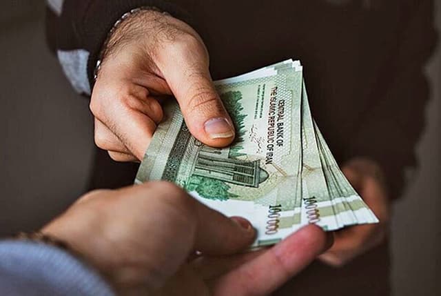 بخشنامه وزارت کار درباره قواعد تعطیلی در ایام تدفین رهبر شهید/ نحوه پرداخت حقوق و اضافه‌کار در صورت فعالیت کارگران چگونه است؟