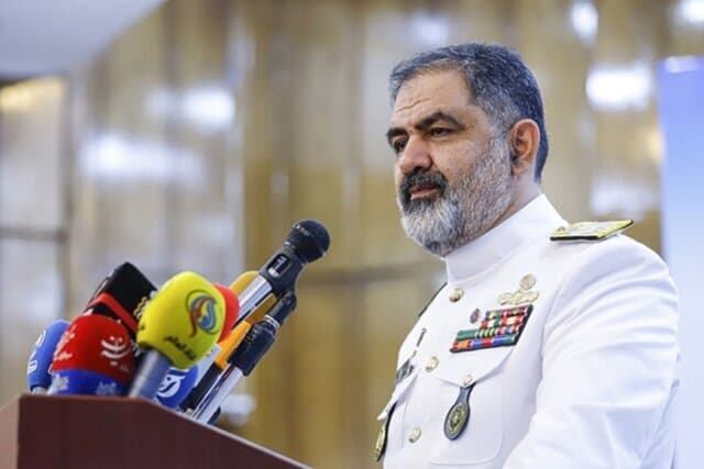 فرمانده نیروی دریایی ارتش: به‌زودی آن سلاحی را که خیلی از آن وحشت دارند، بیخ گوش خود می‌بینند/ روایتی از ۷ عملیات موشکی علیه ناو آبراهام لینکلن
