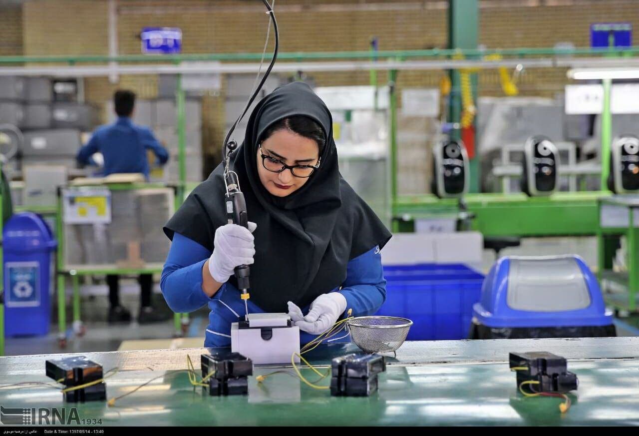 ساختار اشتغال در ۱۴۰۴، مردانه تر شد