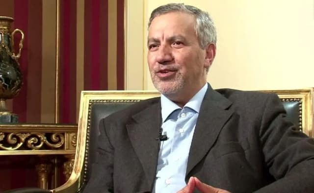 واکنش مهاجرانی به ادعای استعفای ۲۸ گانه پزشکیان: شبیه ماجرای مرگ بنده است که تا به حال سه بار خبر مرگم را اعلام کردند! + عکس