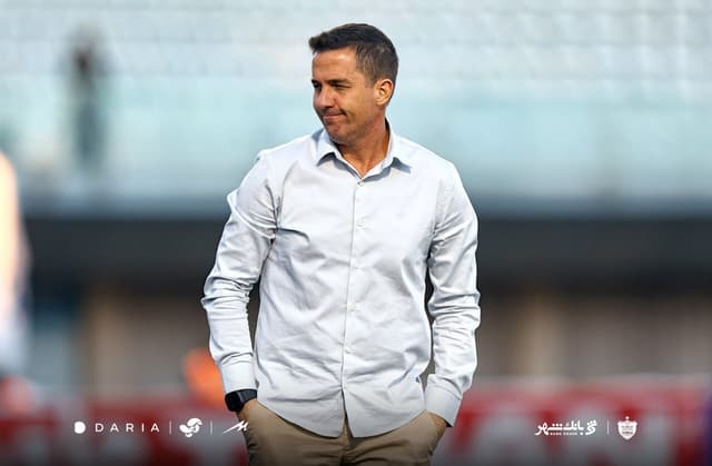برنامه عجیب پرسپولیس برای قطع همکاری با اوسمار؛ سرمربی برزیلی باید به تهران بیاید!