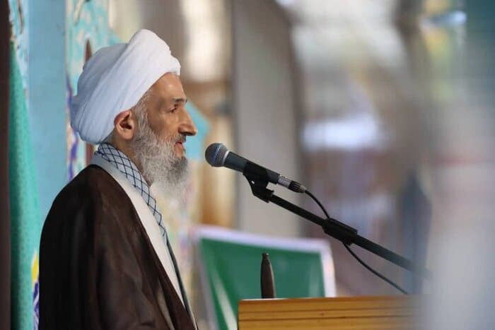 امام جمعه ساری: وقتی اسرار جامعه به دشمن منتقل شود، او ضربه خود را می‌زند؛ اسرار بسیار مهم است