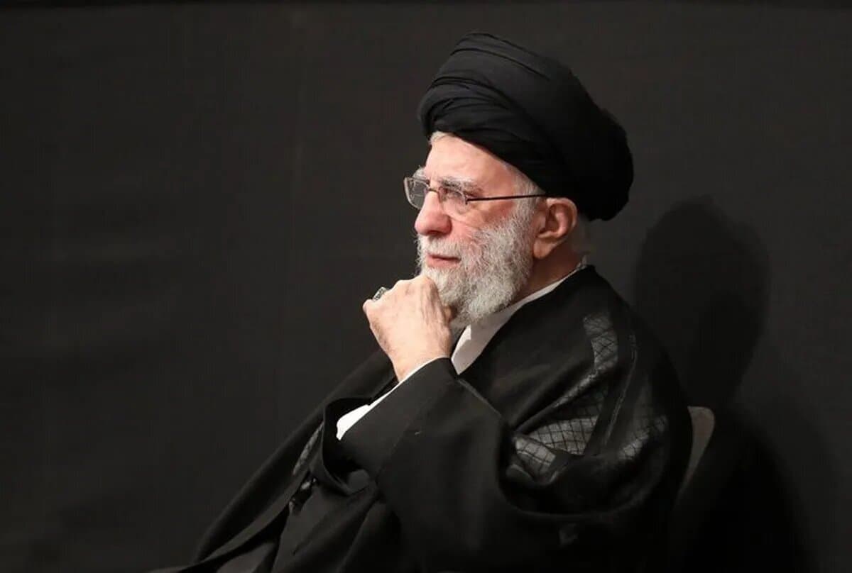 مقام آستان قدس: چند مکان برای تدفین رهبر شهید بررسی شده است