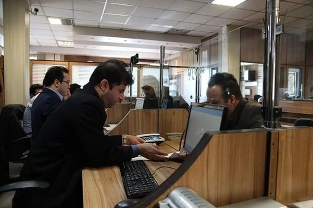 ادارات شهر تهران ملزم به کاهش ۳۰ درصدی مصرف برق شدند