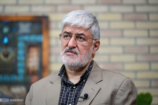 مطهری: رهبری هم پیغام داده بودند و موافق تصویب برجام بودند/ بیست دقیقه هم برای تصویب برجام در مجلس زمان زیادی محسوب می‌شد