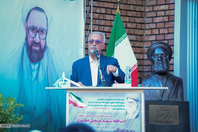 نهاوندیان: بزرگترین آفت امروز توجیه مذهبی جنایت است/ دیدید چقدر درباره شهید لاریجانی دروغ ساختند؟ / افراطیون پشت دین سنگر می‌گیرند
