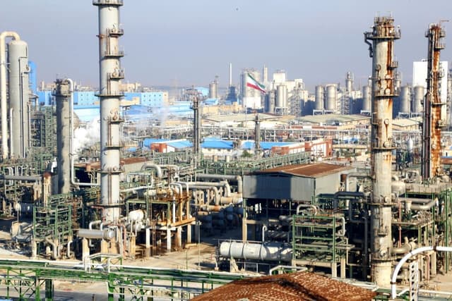پتروشیمی امیرکبیر قبل و بعد از حملات آمریکا و اسرائیل/ عکس