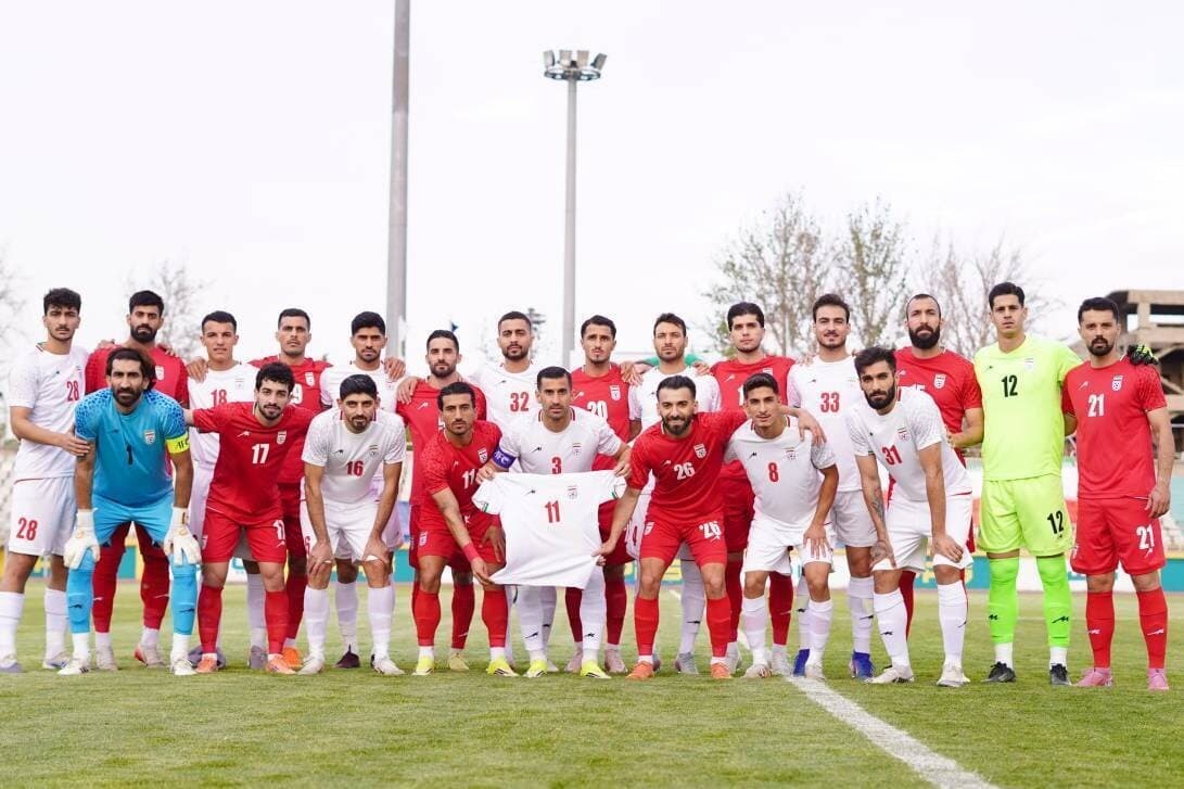 عکس| بالاخره توپ جام‌جهانی به تیم‌ملی رسید!