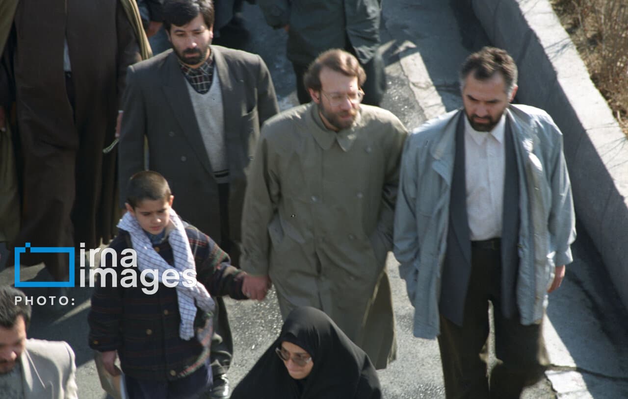 از «قورقوری‌وصدف» تا «دوست من سلام»؛آن‌چه برای لاریجانی اهمیت داشت کیفیت بود/وقتی کیومرث پوراحمد و حمید نعمت‌الله عضو اتاق فکر پیام‌های بازرگانی بودند