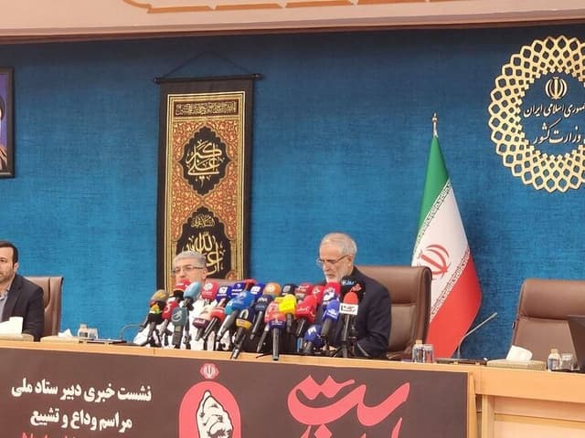 چه کسی بر پیکر رهبر شهید انقلاب نماز می خواند؟/ تقاضای ۱۲۰ نفر از نمایندگان مجلس عراق برای حضور در مراسم تشییع پیکر رهبر شهید به روایت پورجمشیدیان