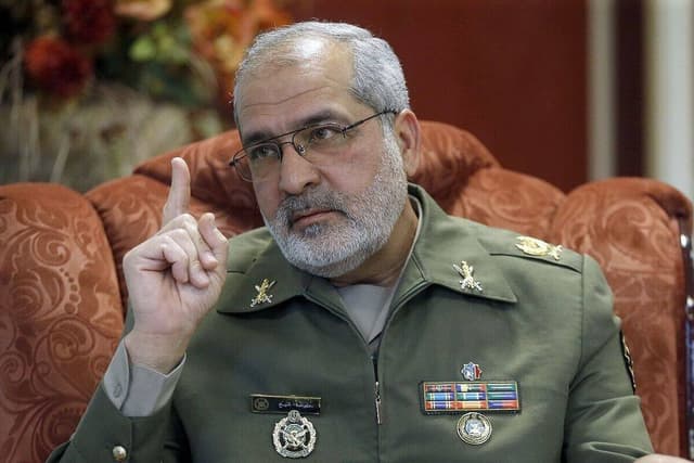 معاون اجرایی ارتش: بیش از ۷۵ درصد توان موشکی و پهپادی ایران دست‌نخورده است/ تغییر اهداف سیاسی آمریکا نشانه شکست راهبردی است