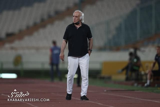 ادعای سرپرست استقلال: در آن دربی معروف از ما خواستند جلوی پرسپولیس آرام‌تر بازی کنیم!