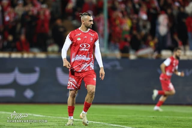 مهاجم پرسپولیس در راه فنرباغچه؟
