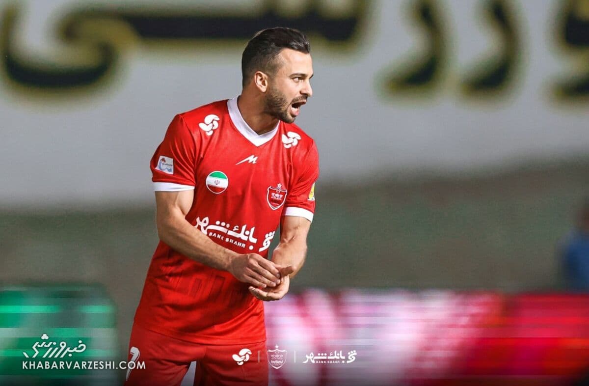 تنش میان سروش رفیعی و مدیران پرسپولیس وارد فاز تازه شد/ کاپیتان سرخ‌ها برگشتنی نیست؟