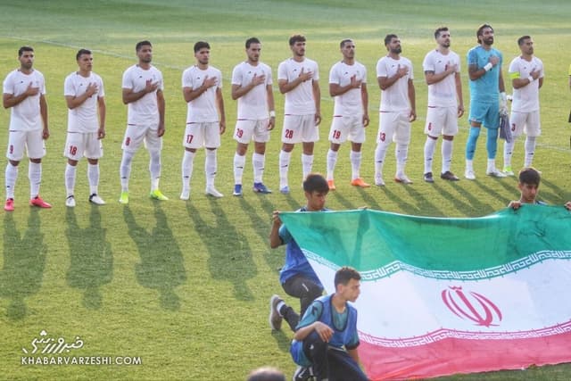 پوستر فدراسیون برای بازی دوستانه با مالی؛ کاپیتان پا به توپ شد