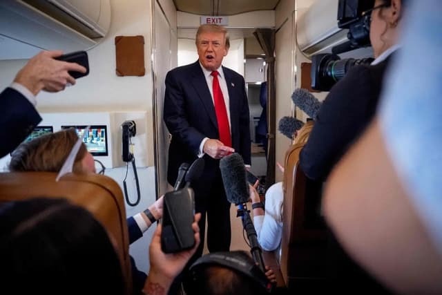 US floundering between threats and retreat