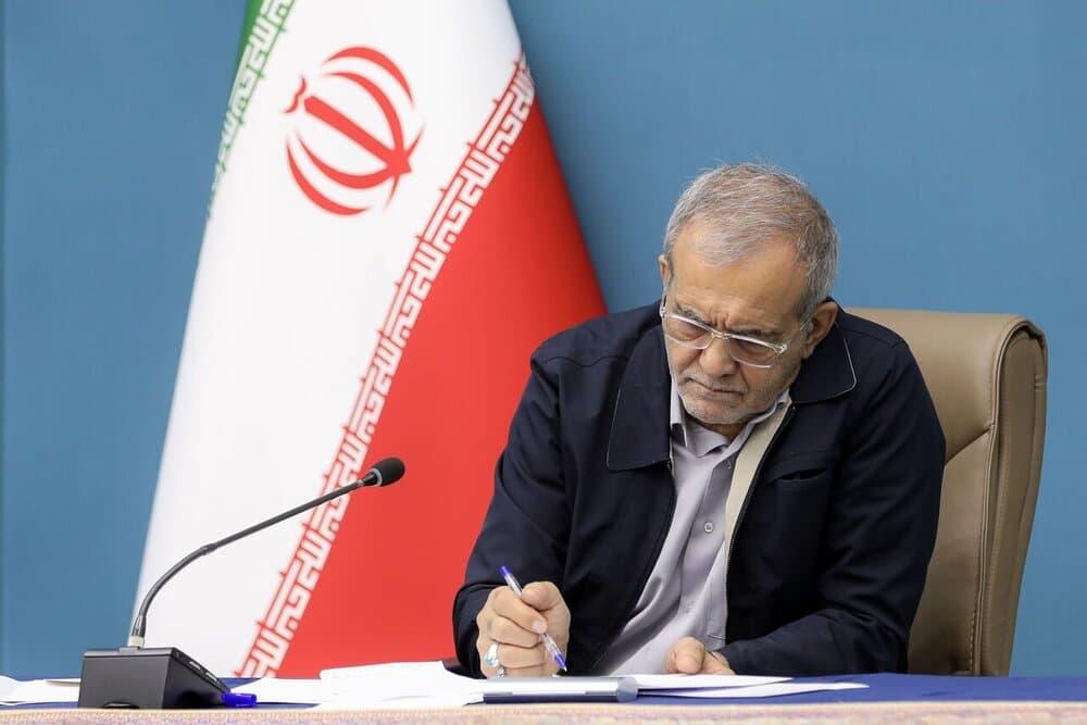 پزشکیان خواستار کنترل قیمت‌ها از سوی وزارت جهاد کشاورزی شد