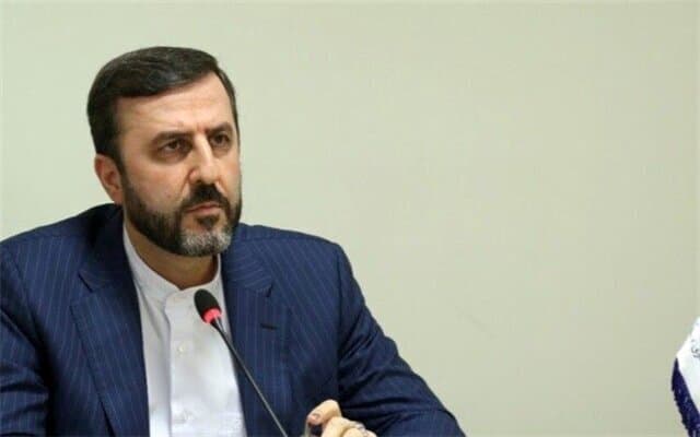 هشدار غریب‌آبادی نسبت به تلاش برای حرکت نظامی در تنگه هرمز