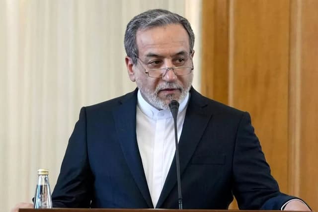 عراقچی جان‌باختن جمع کثیری از کارگران و معدنچیان در چین را تسلیت گفت