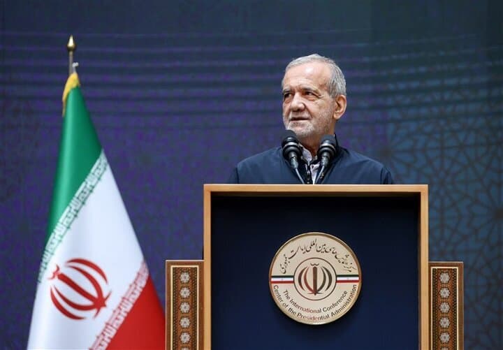 پزشکیان: برای حل مشکلات یا راه پیدا می‌کنیم یا راه‌های جدید می‌سازیم