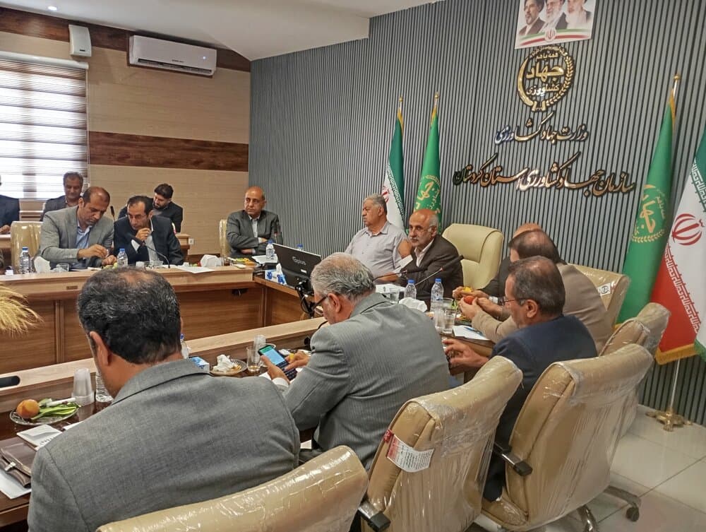 ۴۳ درصد اراضی آبی به سامانه نوین مجهز شد/جهش تولید در دیمزارها؛ توزیع ۳۰ هزار تن بذر اصلاح شده/صادرات ۱۸۲ میلیون دلاری محصولات کشاورزی