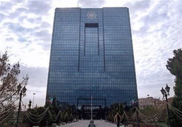 بانک مرکزی: کنترل تورم در اولویت است