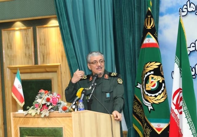 طلایی‌نیک: آمریکا بدون پذیرش حقوق ایران از باتلاق خارج نمی‌شود