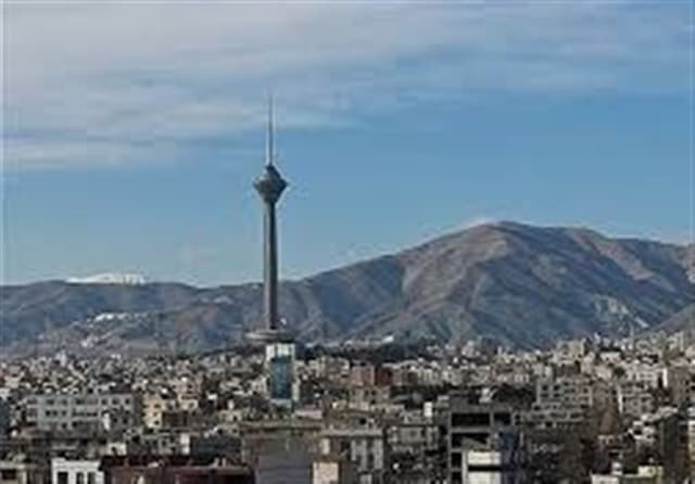 هوای قابل قبول تهران با شاخص 77