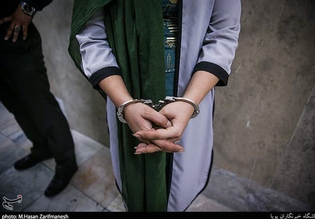 انهدام شبکه سازمان‌یافته زنان سارق در غرب کشور