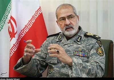 امیر شیخ: خلبان شهید کاظمی آینه مجسم جرئت و شجاعت شد
