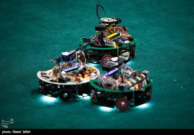 56 تیم دانش‌آموزی در ربوکاپ 2026 به رقابت پرداختند