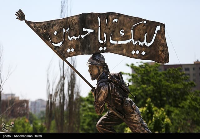 شاعران و نویسندگان دفاع مقدس تجلیل می‌شوند