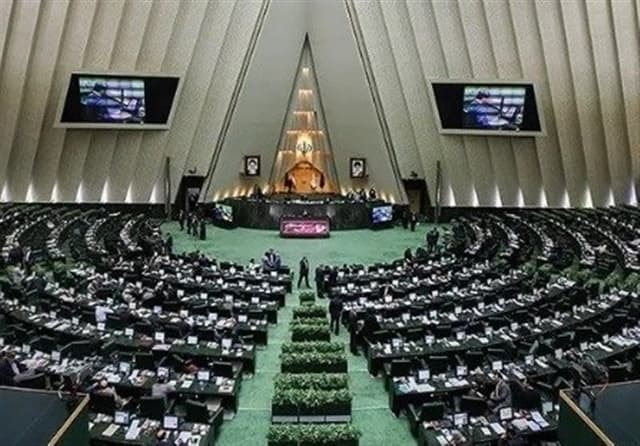 مجلس به دنبال تصویب یک رژیم حقوقی برای تنگه هرمز است