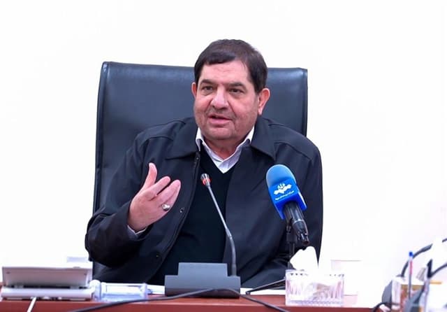 مخبر: معلمان و کارگران دو بال اصلی پرواز پیشرفت ایران هستند