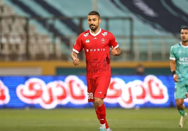 کاظمیان: دوست نداشتم با ذهن درگیر در پرسپولیس بمانم