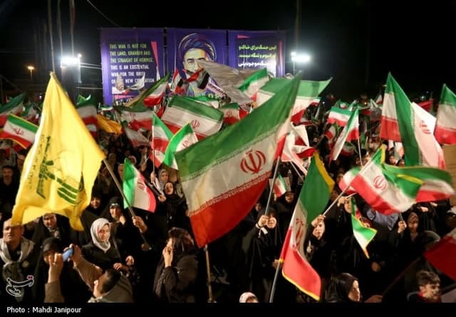 مقاومت فرهنگی سبب افزایش قدرت نرم و بازدهی تمدنی میشود
