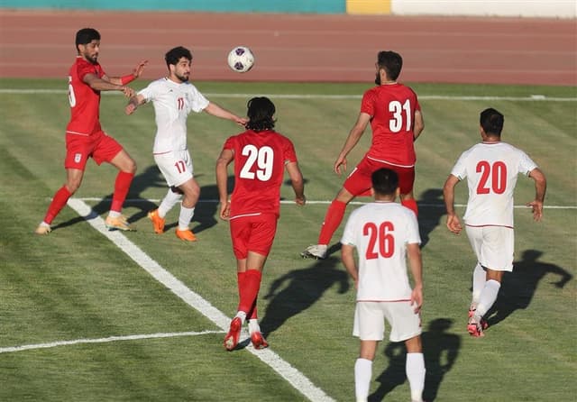 درخشان: فوتبال ما چه چیزی کمتر از قطر دارد؟/ نگران تغییر نسل نباشیم