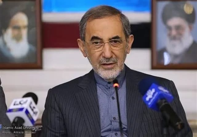 ماموریت‌های ولایتی به اساتید دانشگاه آزاد در پیام روز معلم