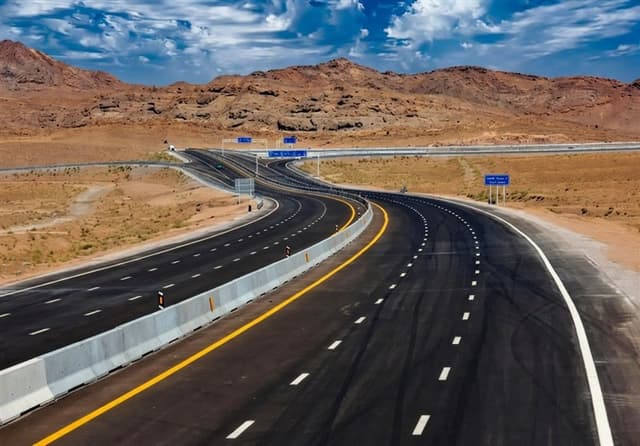 وعده بهره‌برداری 1.8 کیلومتر از مسیر بزرگراه کربلا تا اربعین