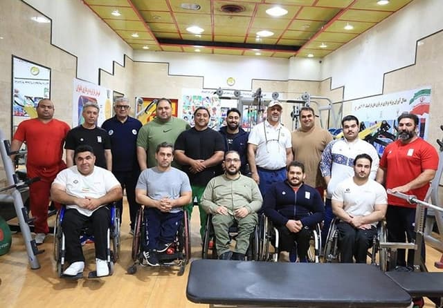 نام‌گذاری کاروان پاراوزنه‌برداری به نام شهید «ماکان نصیری»