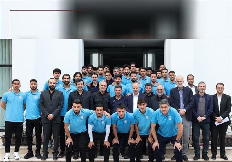 پزشکیان: تیم ملی، نماینده غرور و وحدت ملت ایران است